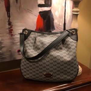 MICHAEL KORS LADIES PURSE 👛